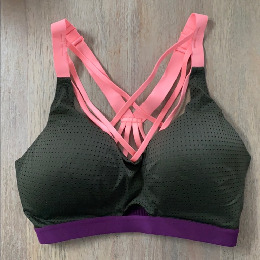 Victoria’s Secret VSX Sport Sports Bra